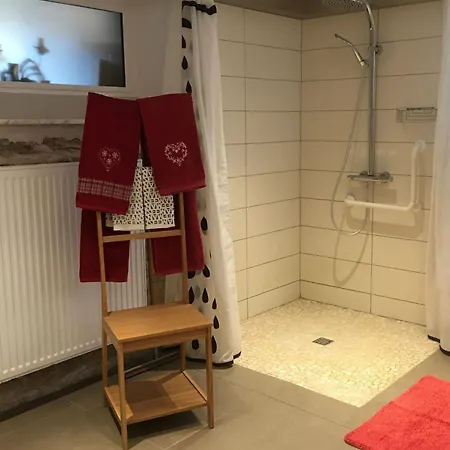 ベッド・アンド・ブレックファスト La Verriere Du Sanem